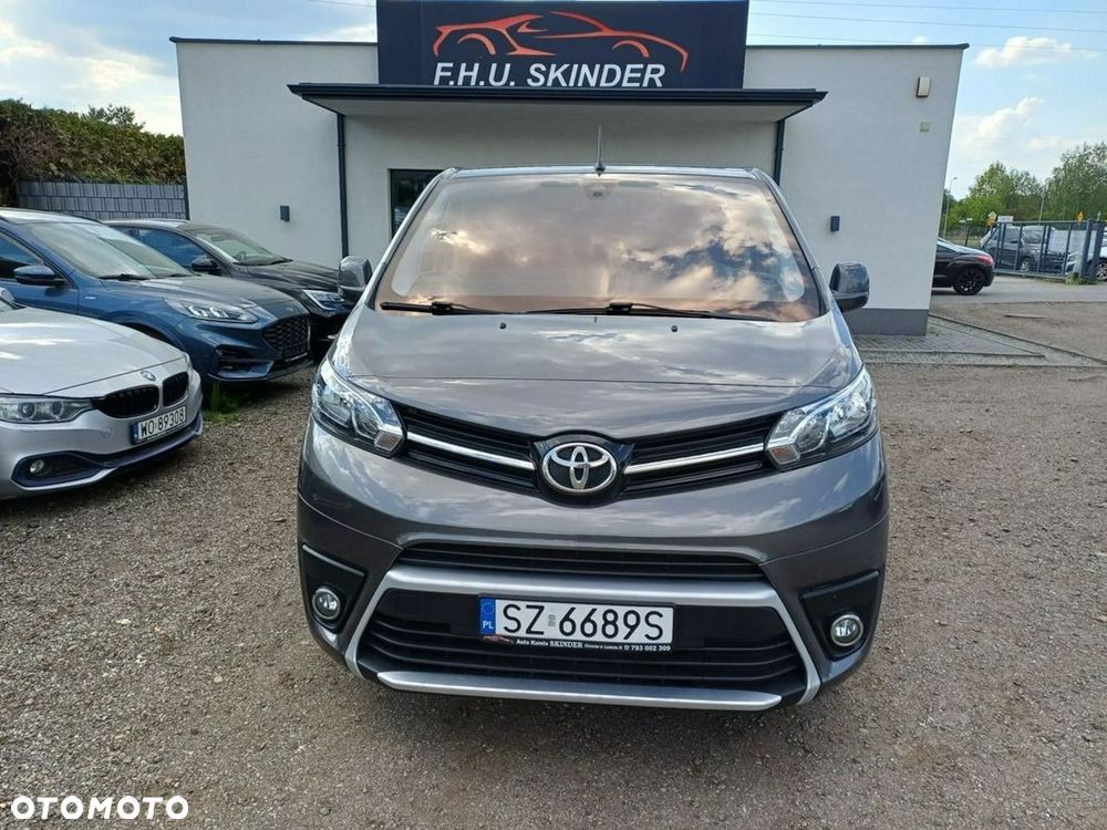 Toyota Proace Verso 2,0-l-D-4D L2 (8-Si.) Family - 2