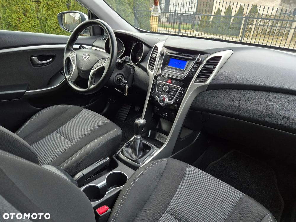 Hyundai i30 blue 1.6 CRDi Classic - 20