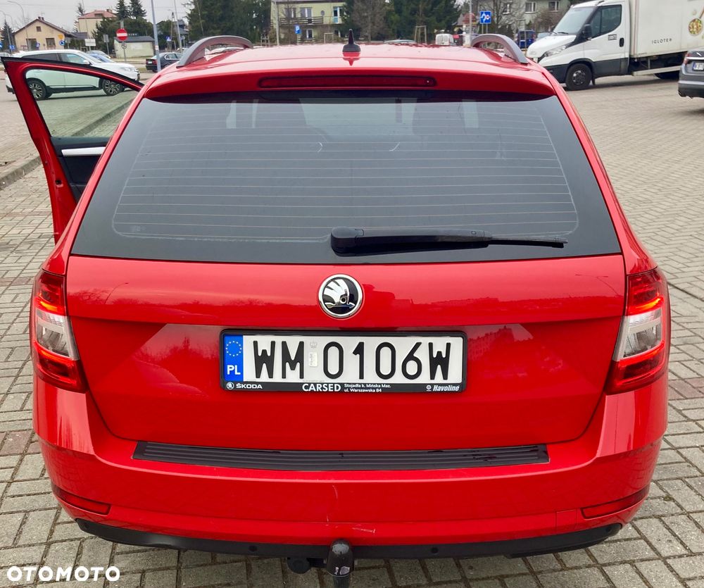 Skoda Octavia 1.6 TDI SCR Ambition - 10