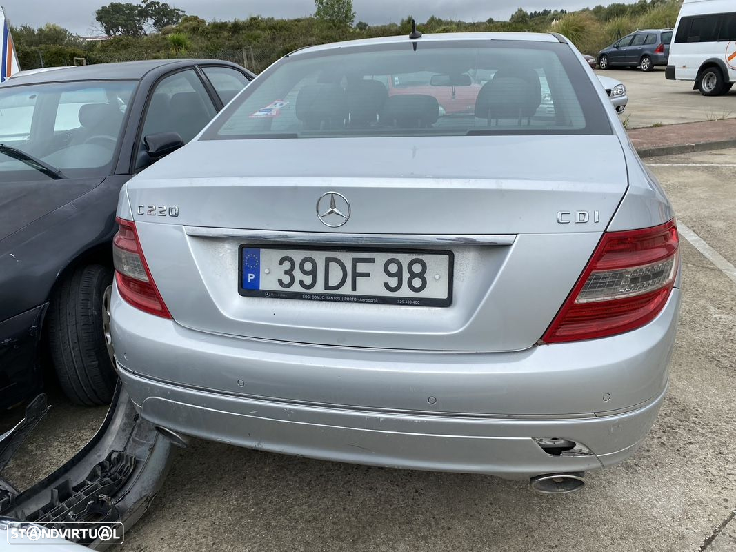 Mercedes Class C w204 4 portas para peças - 5