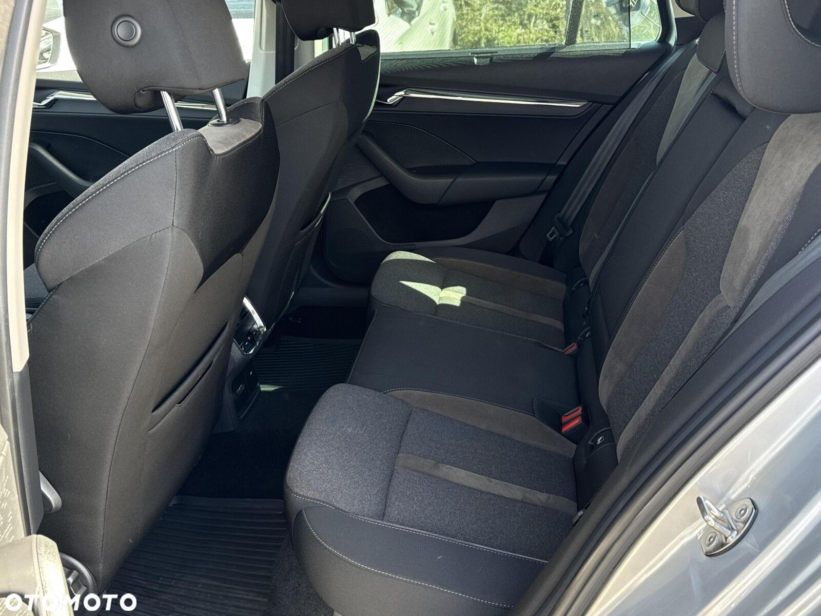 Skoda Octavia 2.0 TDI 4x4 Scout DSG - 34