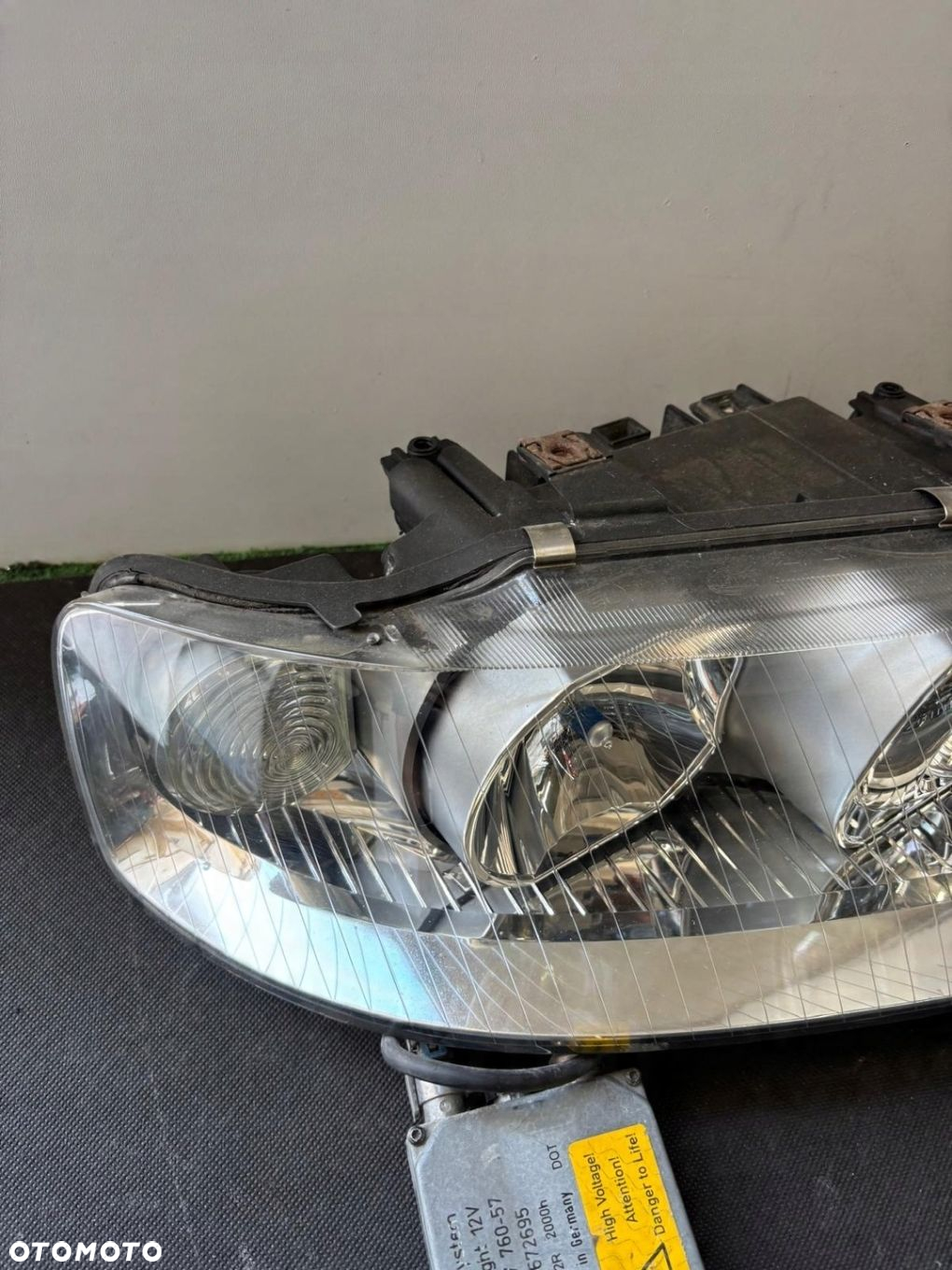 LAMPA PRAWA REFLERTOR PRAWY AUDI A3 8L S3 XENON KSENON HELLA KOMPLETNA EU - 6