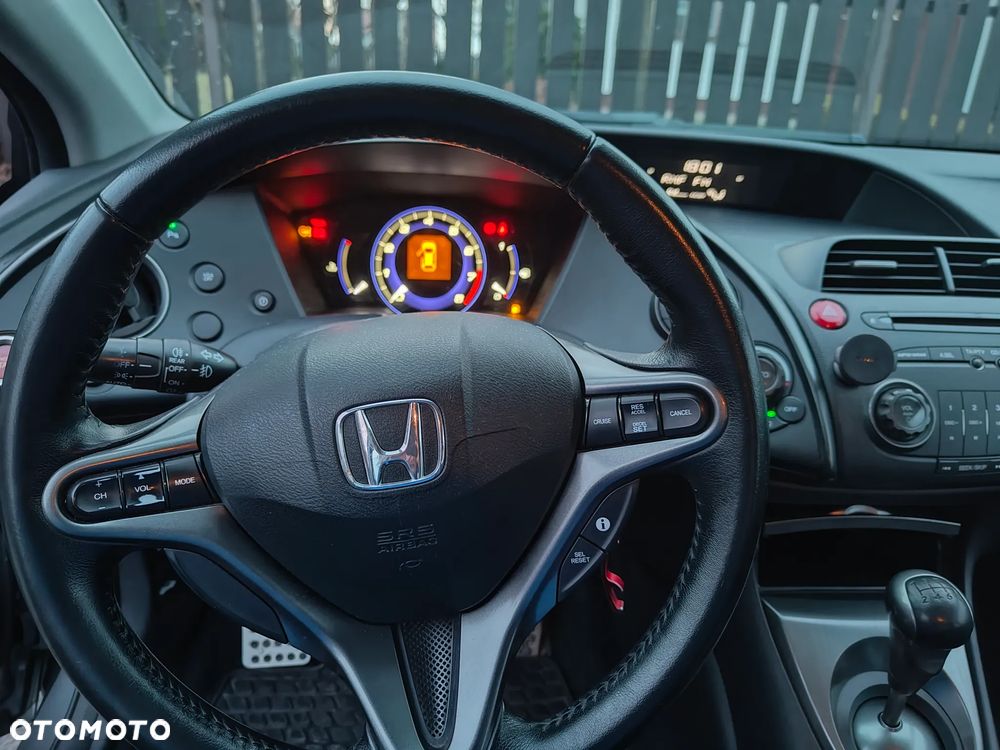 Honda Civic 1.8 Sport - 8