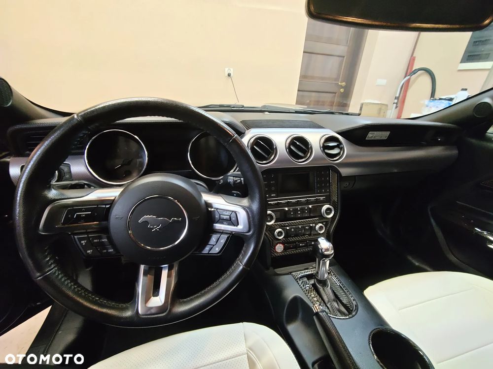Ford Mustang 2.3 EcoBoost - 15