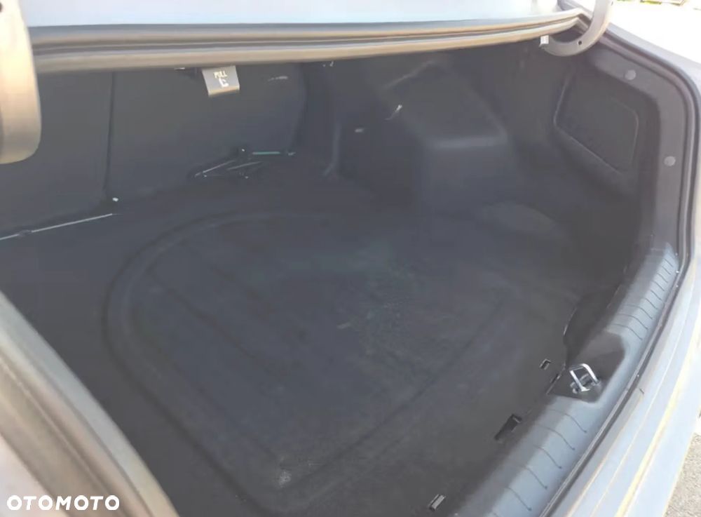 Kia K4 - 24