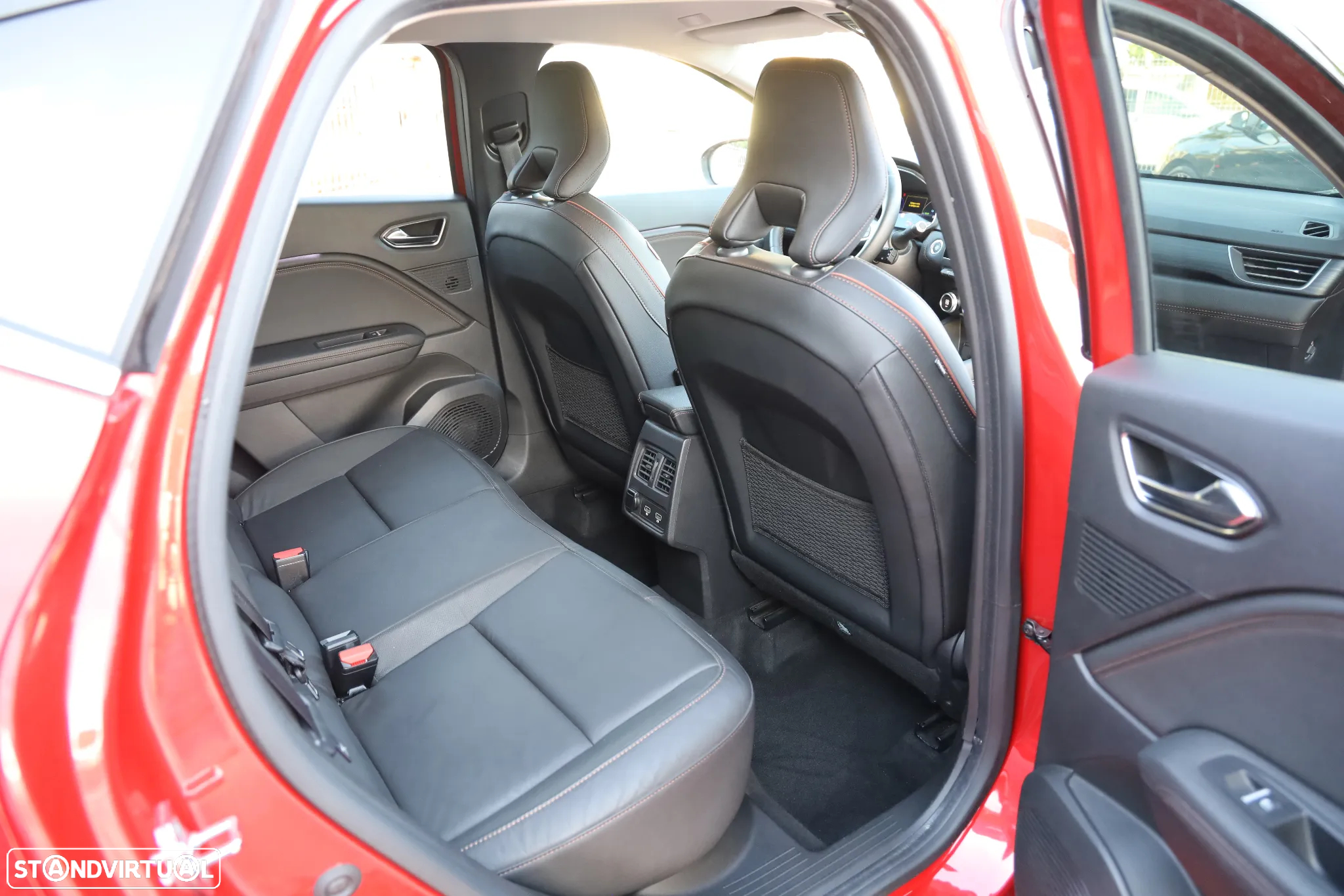 Renault Captur 1.6 E-Tech Plug-In Initiale Paris - 13