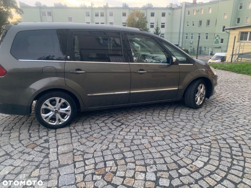 Ford Galaxy 2.0 TDCi Titanium - 17