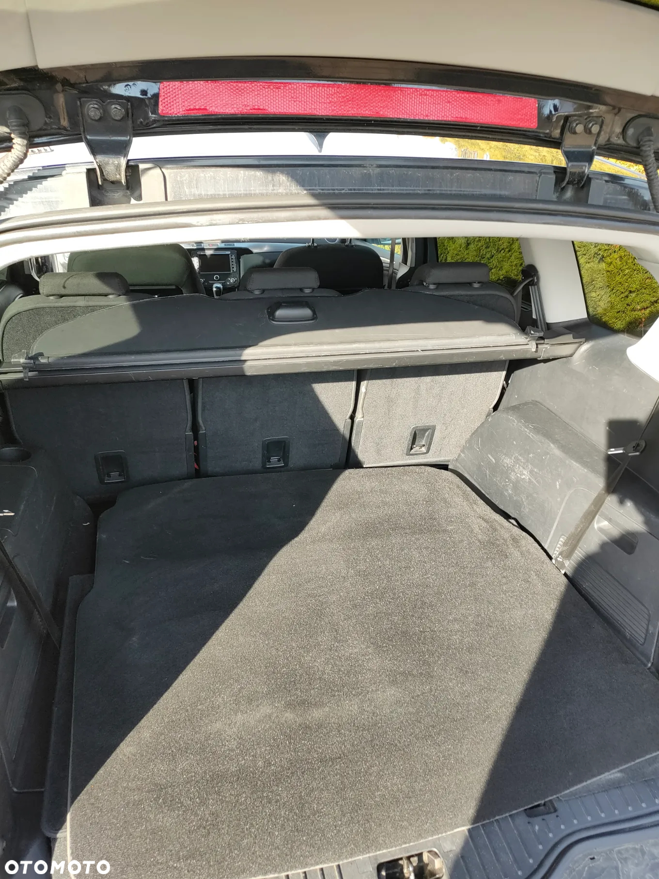 Ford S-Max - 13