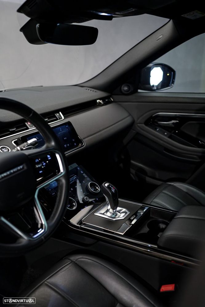 Land Rover Range Rover Evoque P300e R-Dynamic - 35