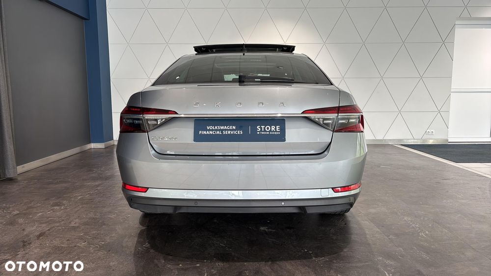 Skoda Superb 1.5 TSI Ambition DSG - 4