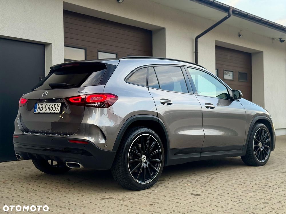 Mercedes-Benz GLA 250 4-Matic AMG Line - 8