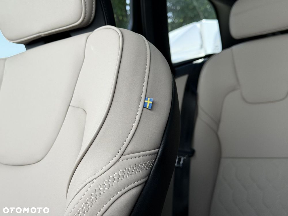 Volvo XC 60 - 38