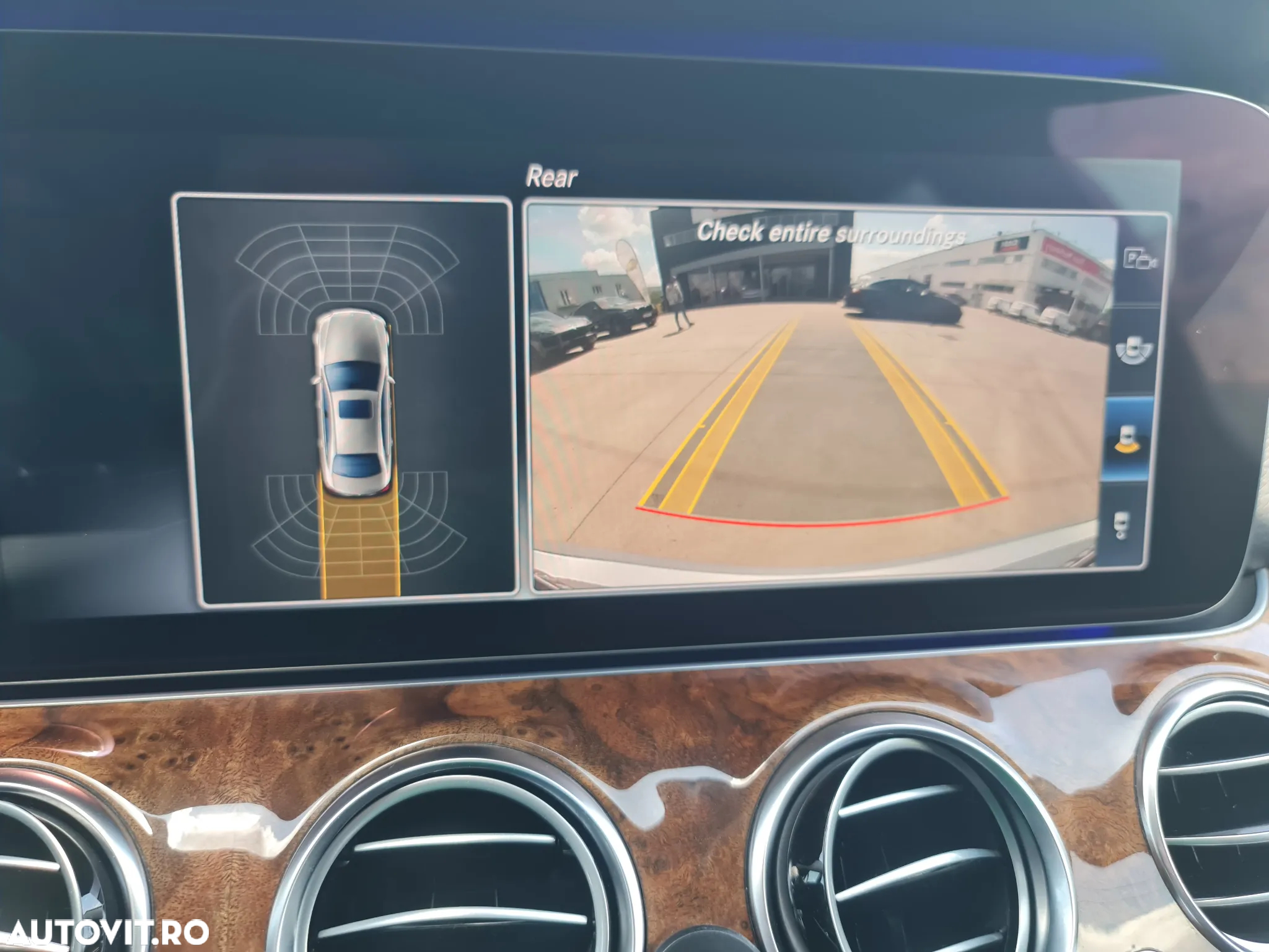 Mercedes-Benz E 220 d T 9G-TRONIC - 15