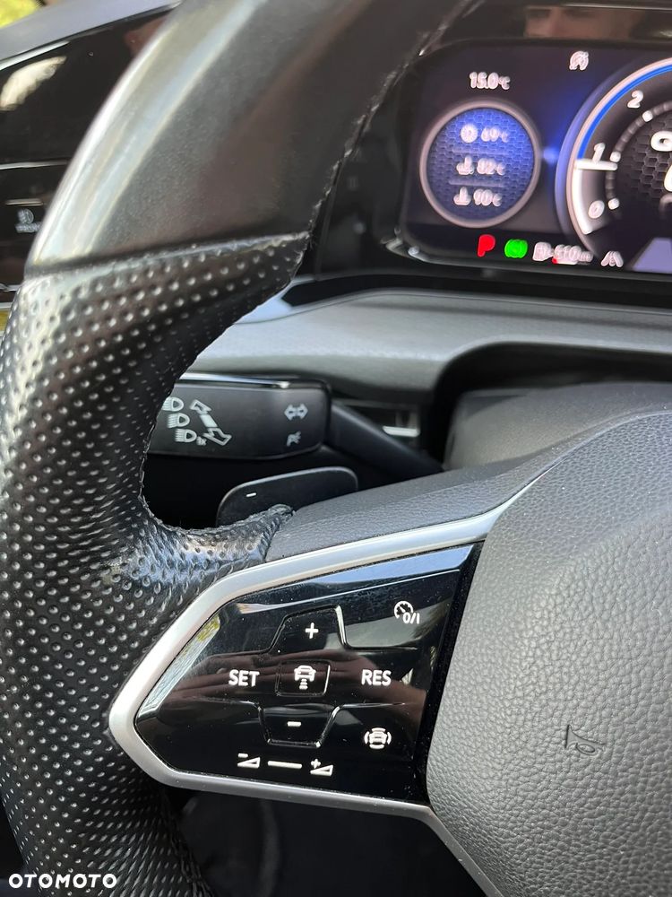 Volkswagen Golf 2.0 TDI GTD DSG - 37