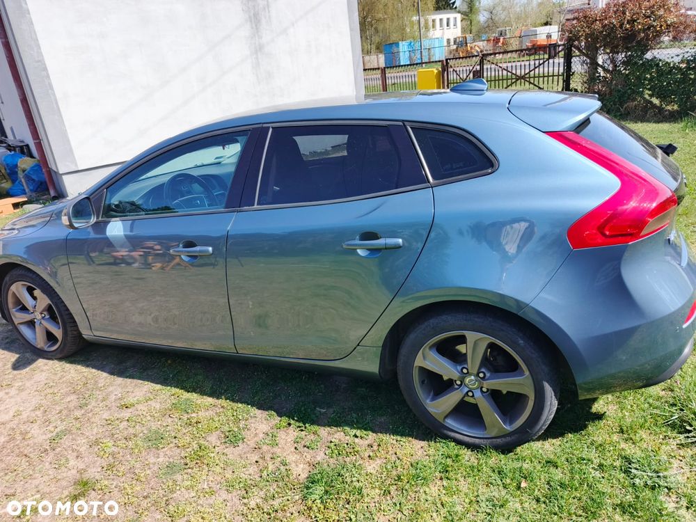 Volvo V40 T3 Kinetic - 4