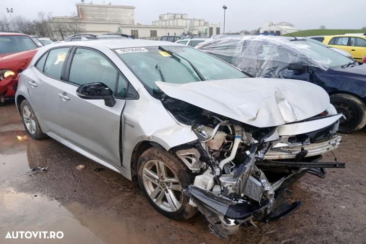 Dezmembrez Toyota Corolla E210 [2019 - 2022] Hatchback 1.8 Hybrid CVT - 4