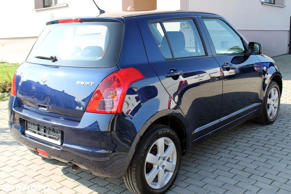 Suzuki Swift 1.3 4x4 Comfort - 5