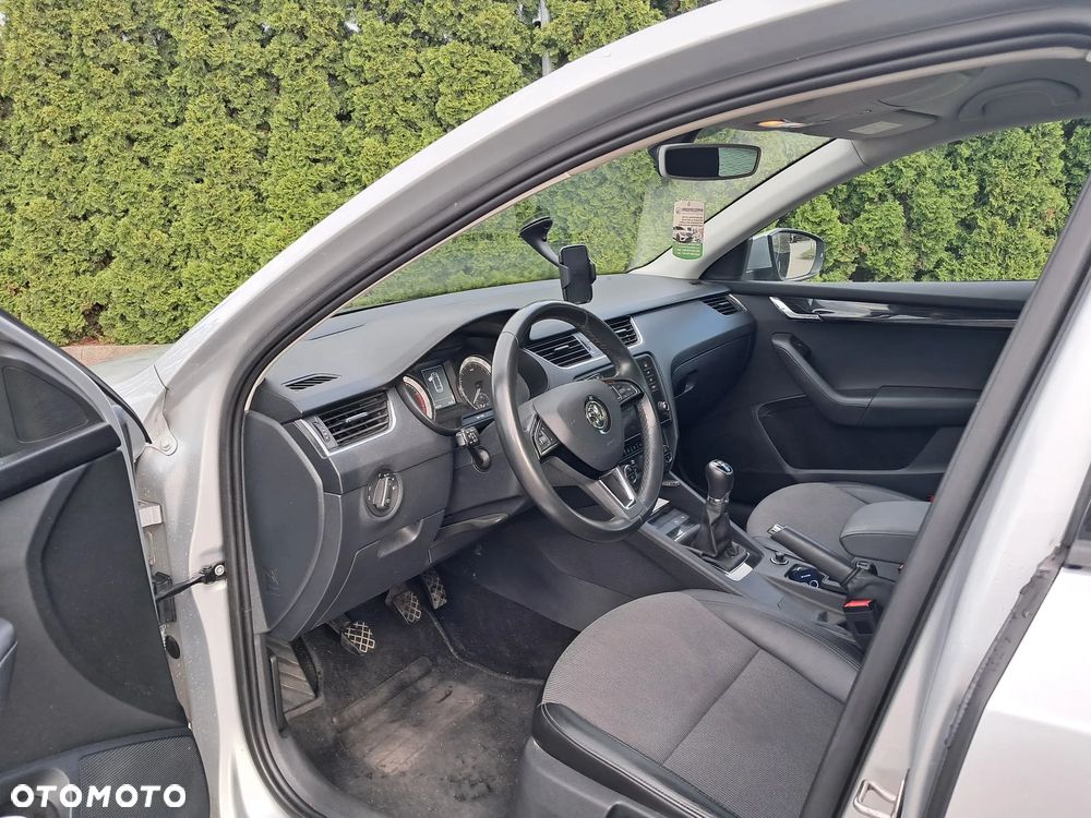 Skoda Octavia 1.5 TSI ACT Active - 5