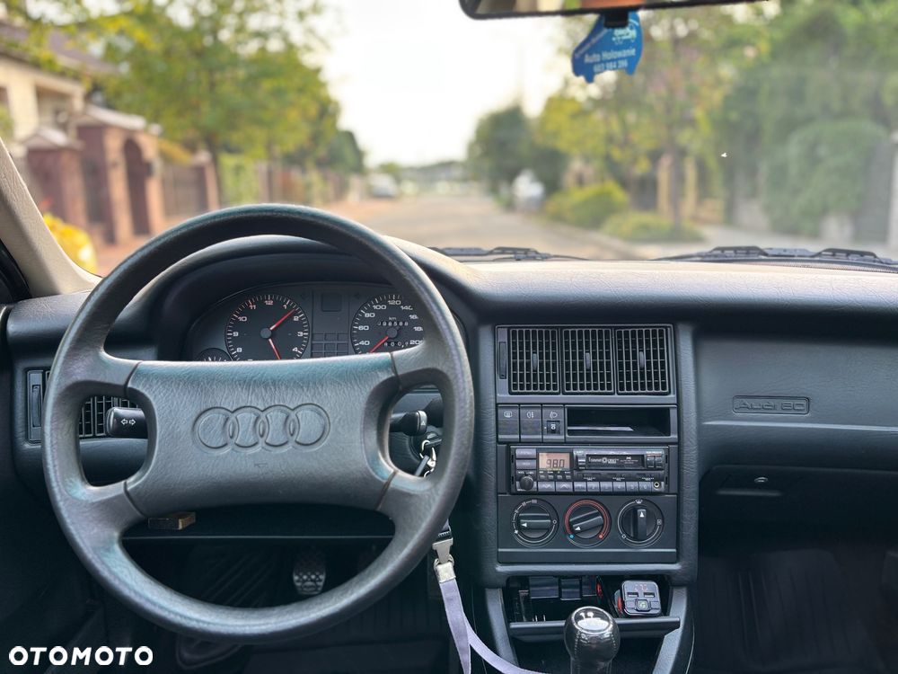 Audi A4 Limousine - 9