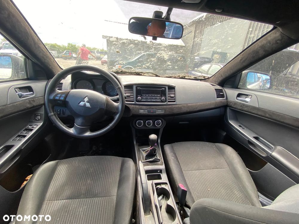 210 / Mitsubishi Lancer VIII / Na Części / - 11