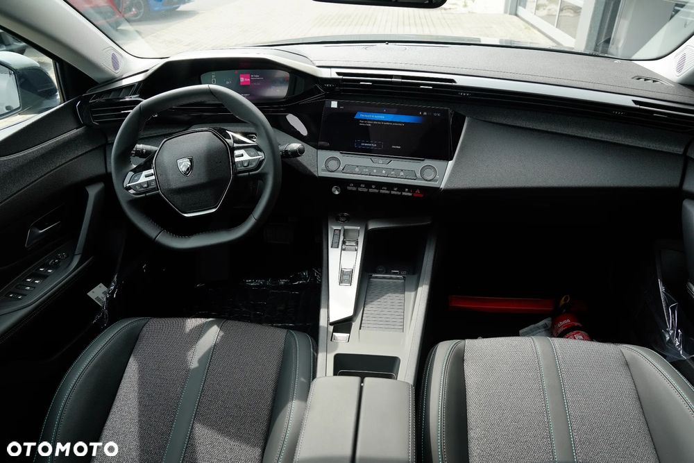 Peugeot 308 1.5 BlueHDi Allure S&S EAT8 - 15