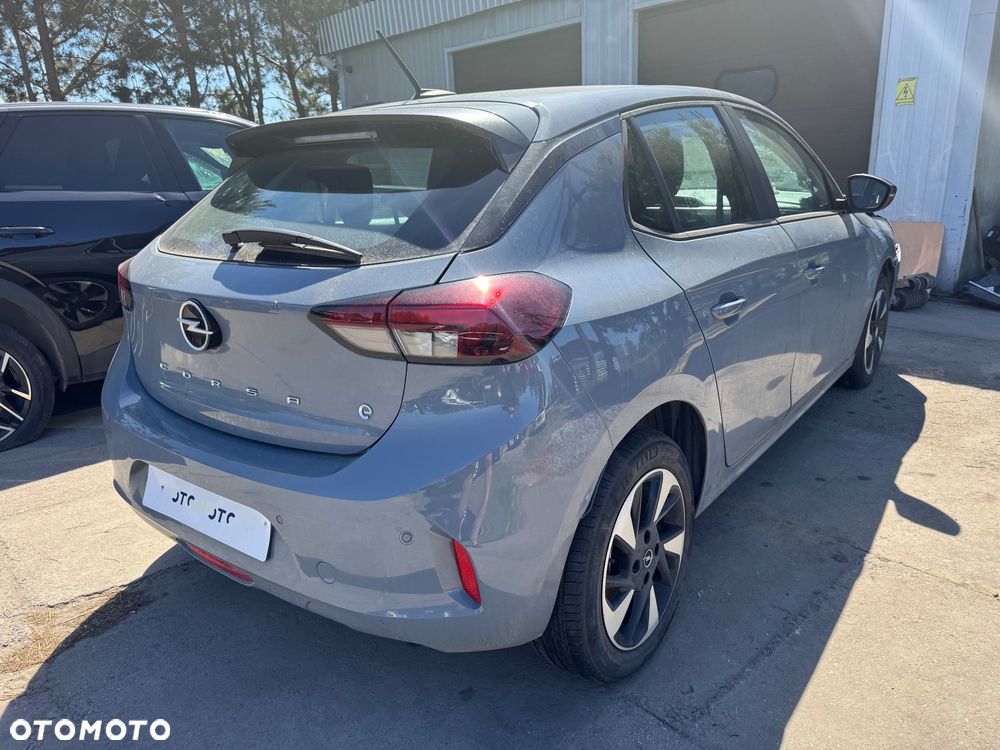 Opel Corsa - 4