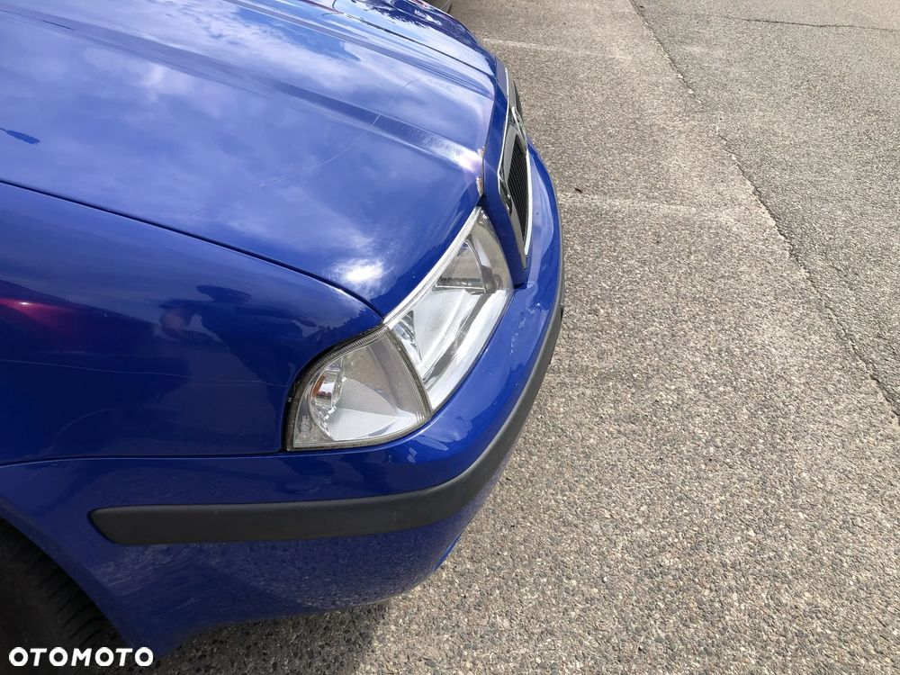 Skoda Octavia 1.6 Tour Classic - 12