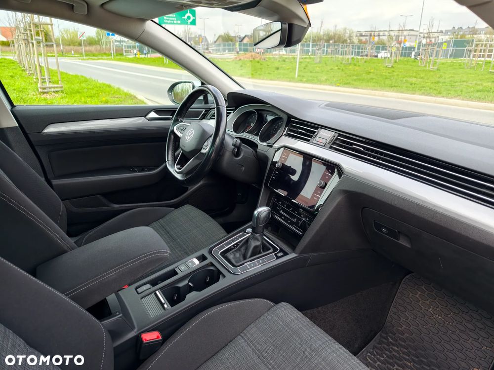 Volkswagen Passat 1.5 TSI EVO Business DSG - 8