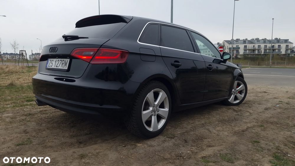Audi A3 Sportback 2.0 TDI Ambiente - 19