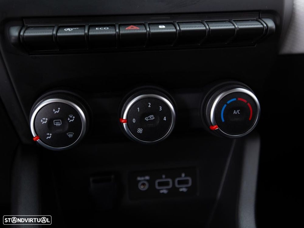 Renault Clio 1.0 TCe Evolution Bi-Fuel - 15