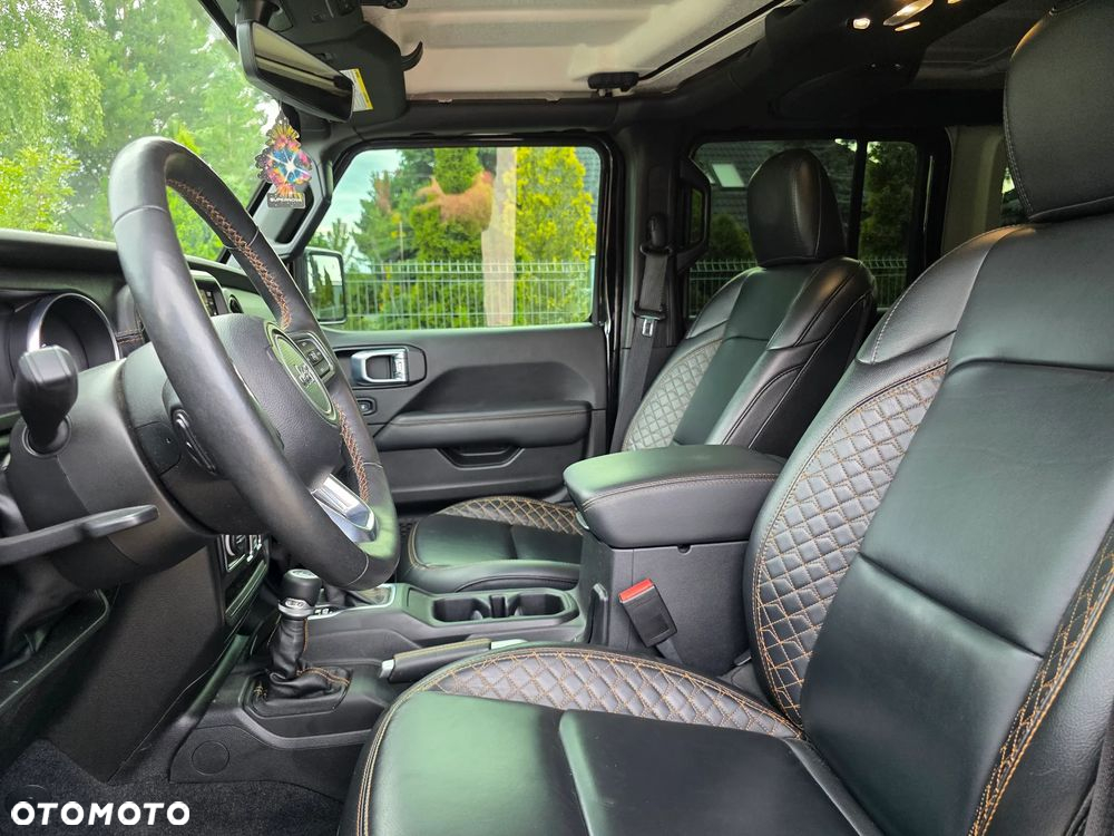 Jeep Wrangler Unlimited GME 2.0 Turbo Rubicon - 25