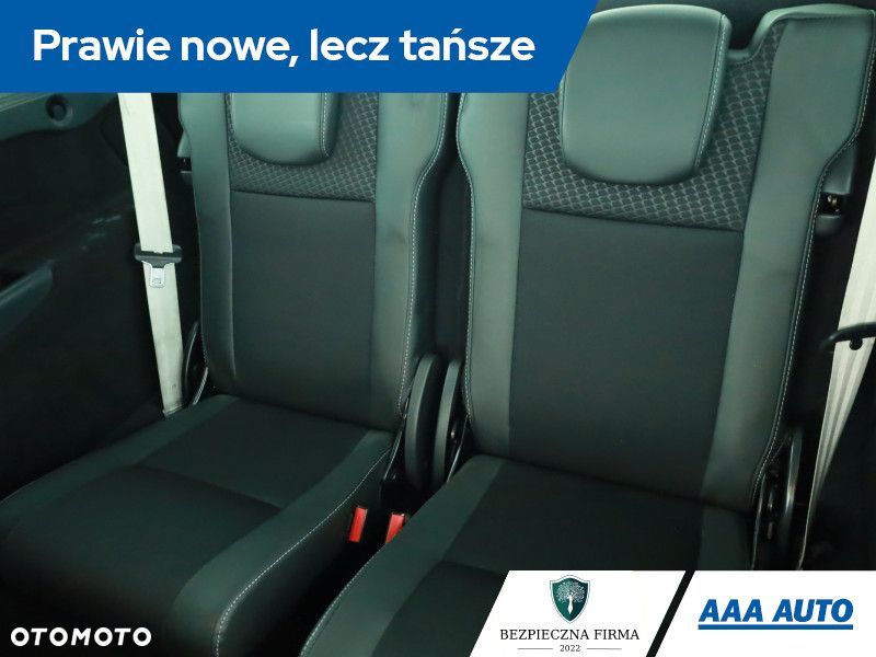 Renault Grand Scenic - 12