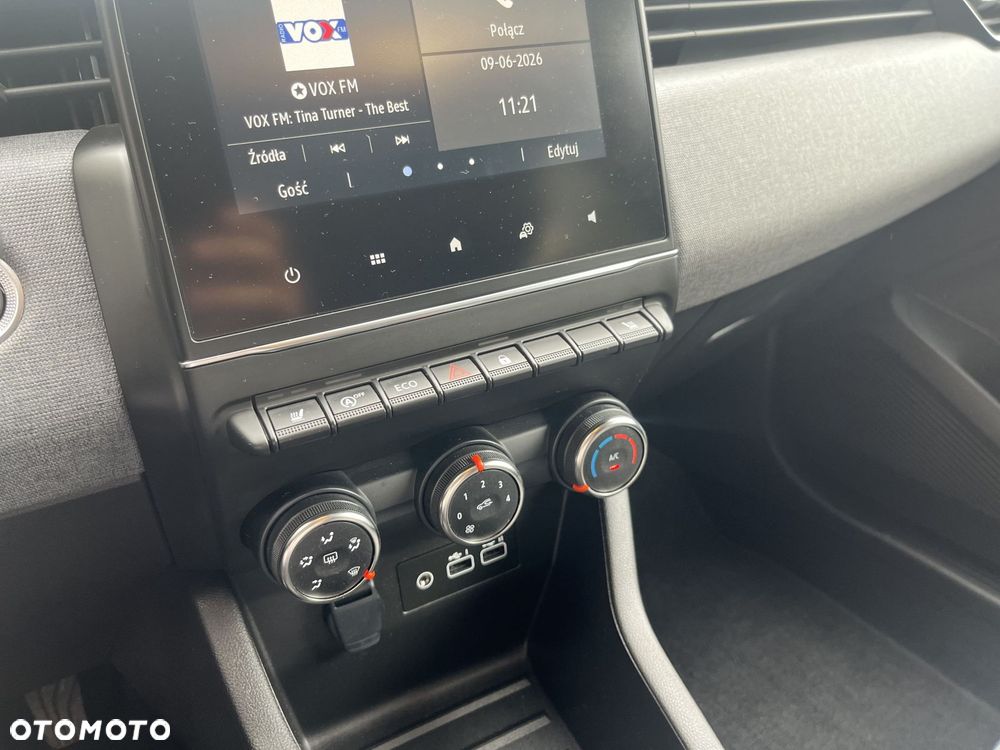Renault Clio - 25