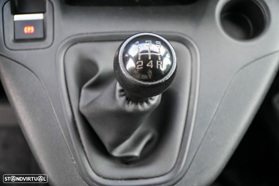 Opel Combo 1.5 CDTI L1H1 3L Essentia - 14