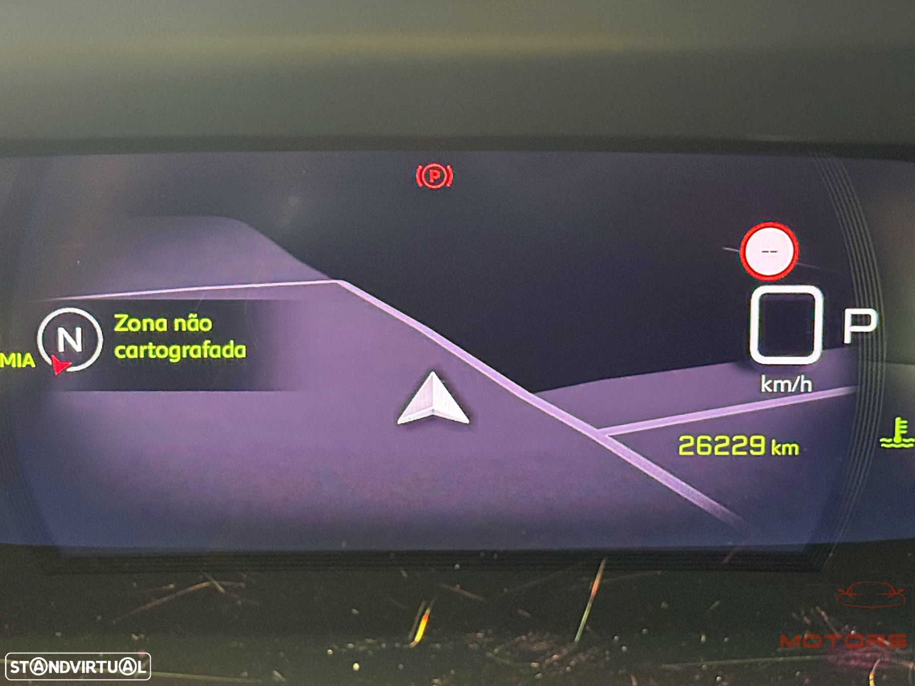 Peugeot 2008 1.2 PureTech GT EAT8 - 26
