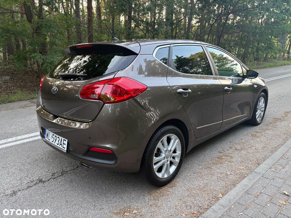 Kia Ceed 1.6 GDI L Business Line - 3
