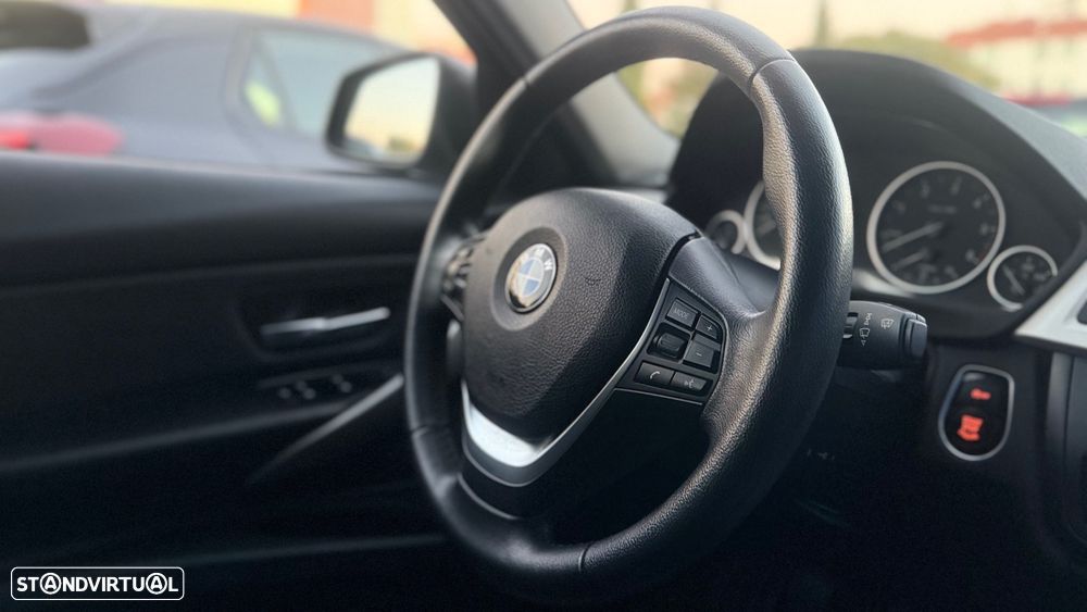 BMW 316 d Touring Line Luxury - 14