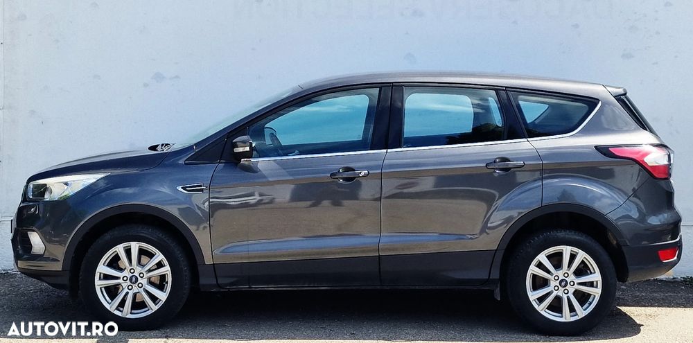Ford Kuga 1.5 EcoBoost 2WD Trend - 9