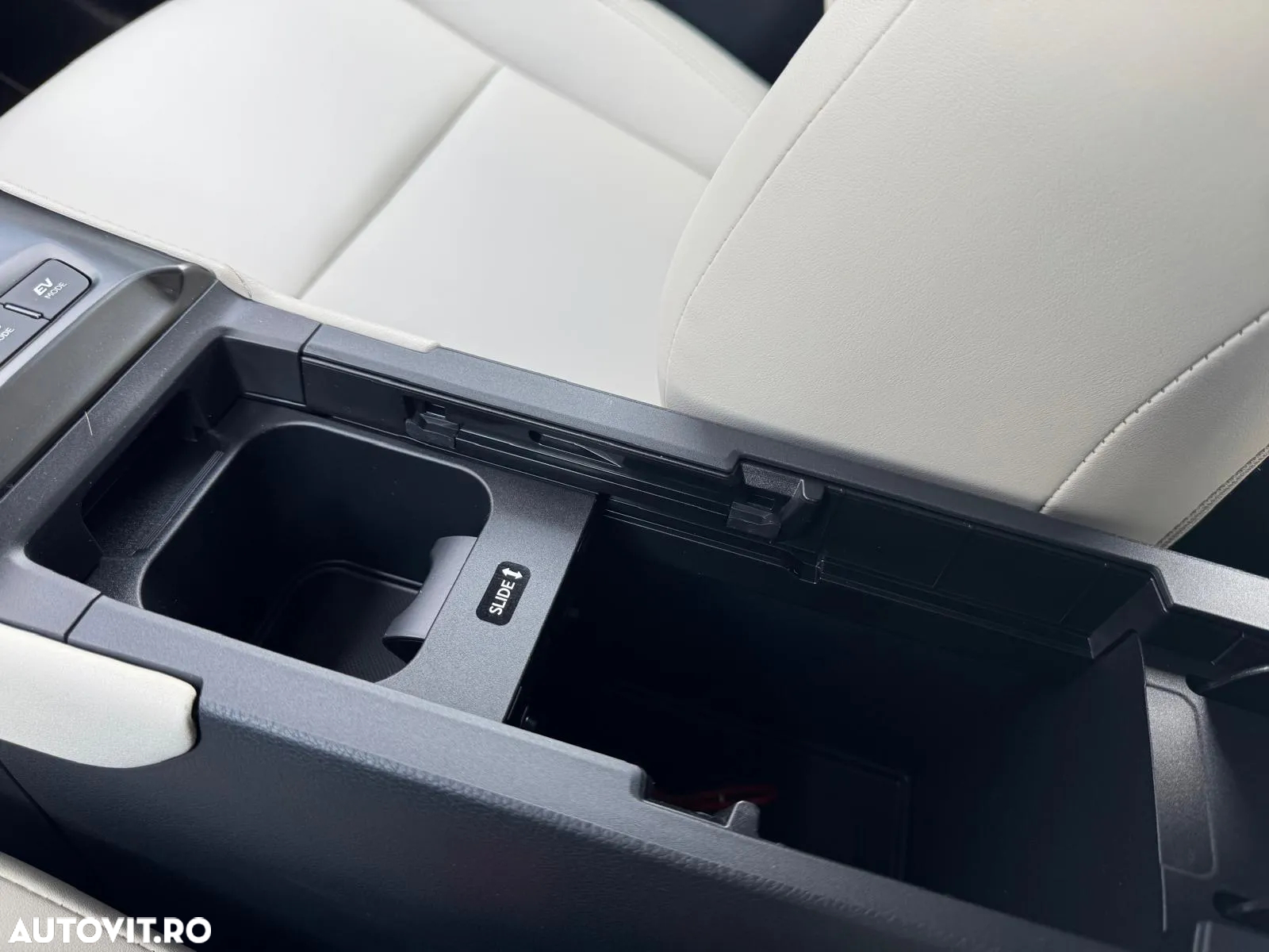 Lexus LBX 1.5 HEV 4x2 CVT Elegant - 13