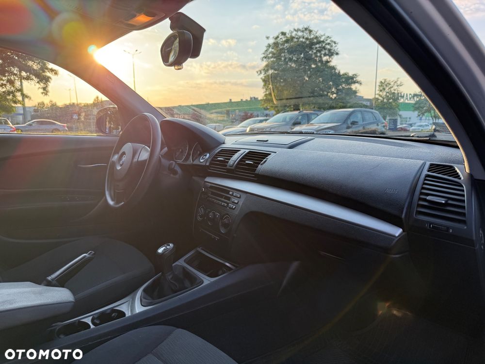BMW Seria 1 116d - 8