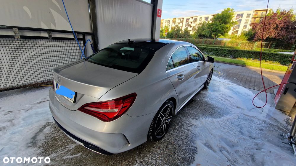 Mercedes-Benz CLA 200 AMG Line - 5