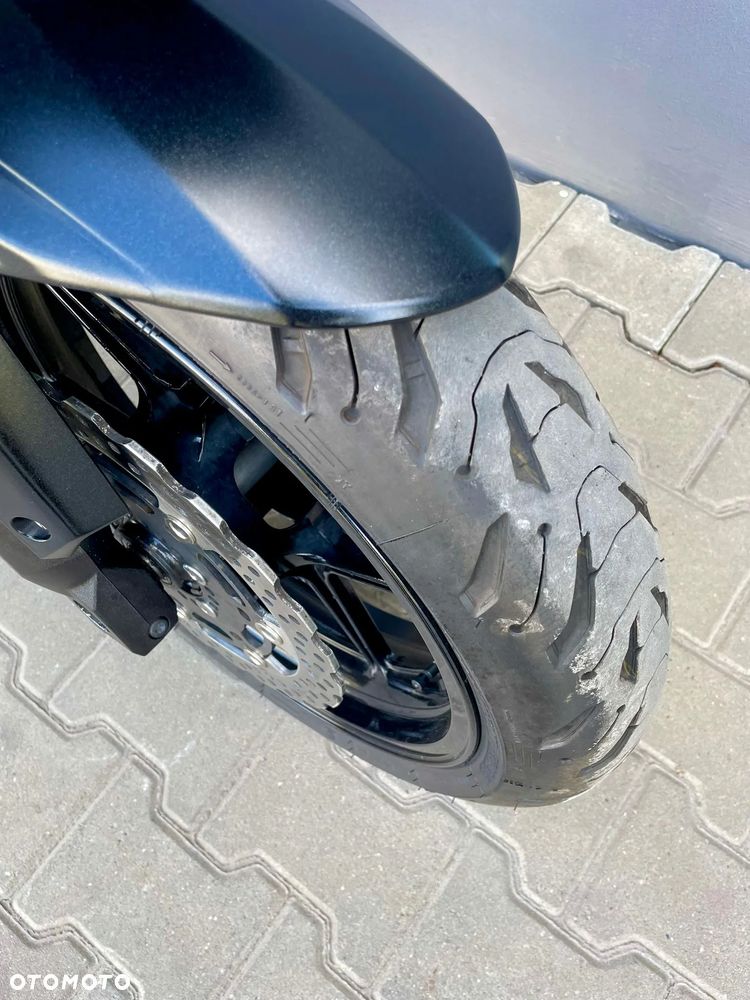 Kawasaki Versys 650 - 8