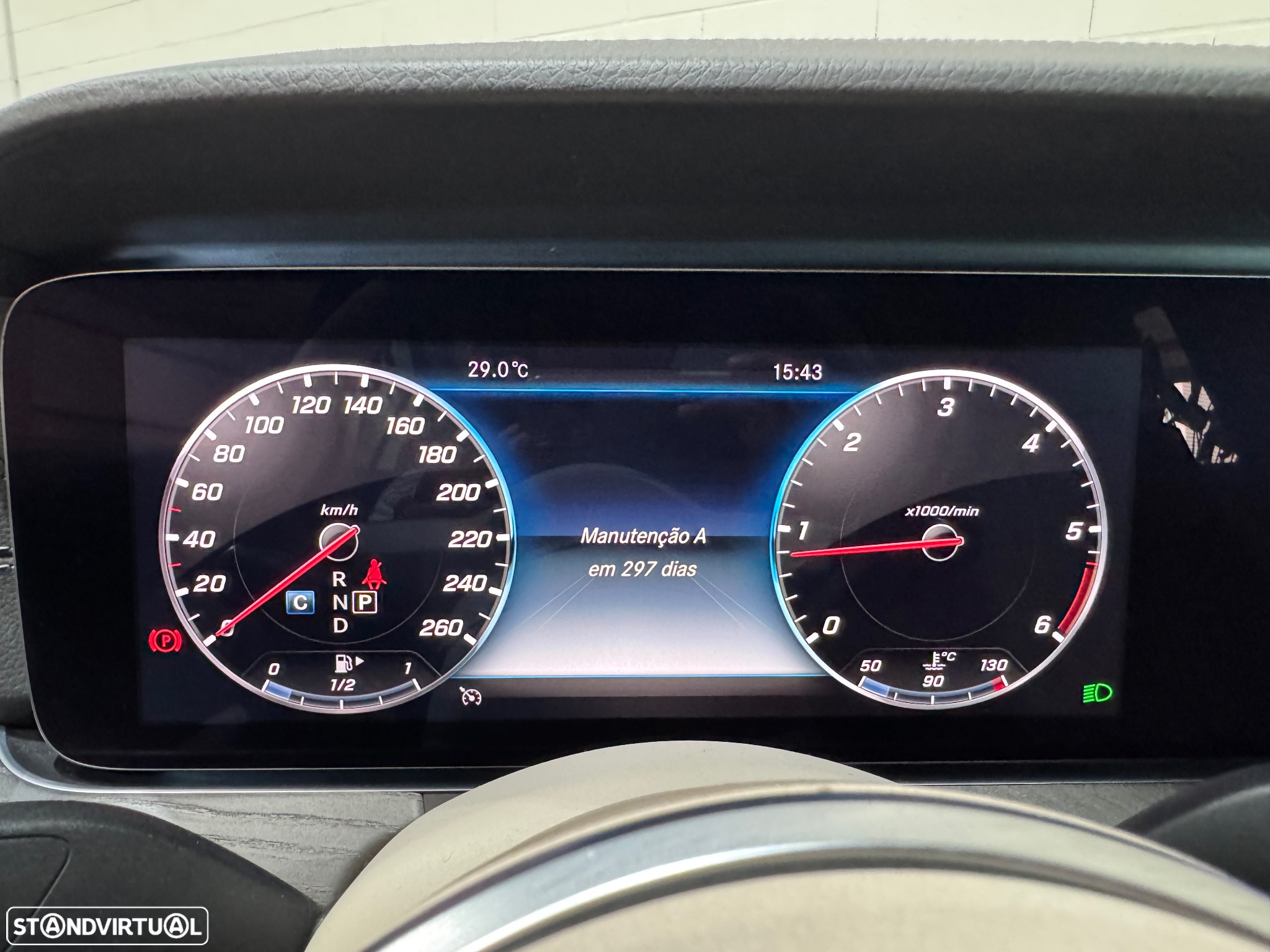 Mercedes-Benz CLS 300 d - 29