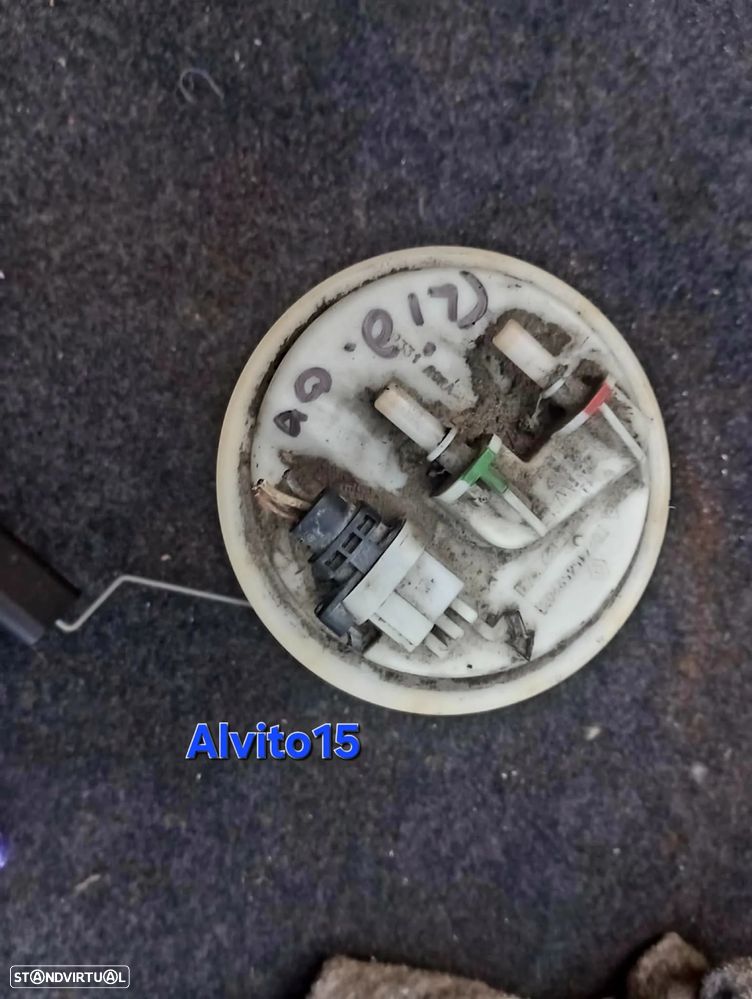 Bomba / boia de combustível Renault Clio  2000 - 2