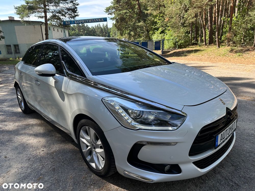 Citroën DS5 THP 155 SoChic - 1