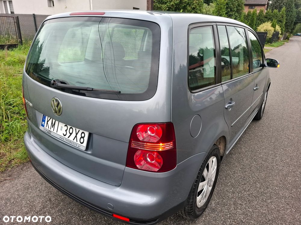 Volkswagen Touran 1.6 Freestyle - 9