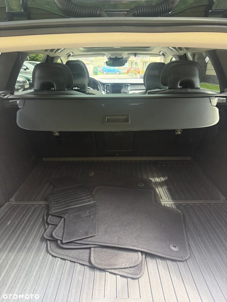 Volvo V60 B4 D Momentum Pro - 6