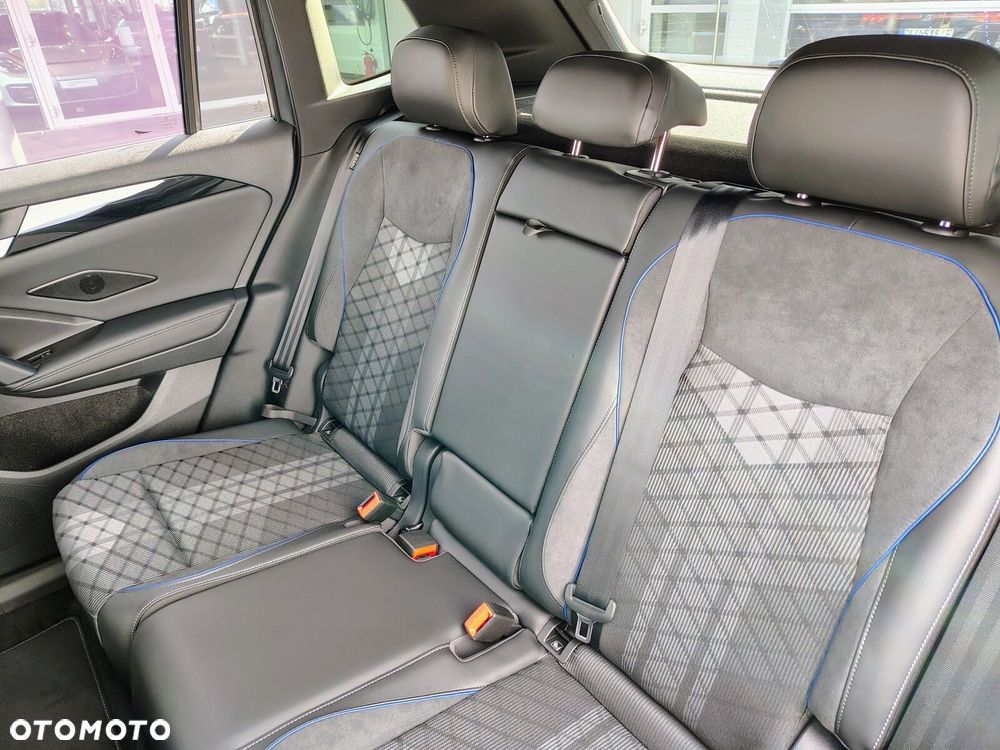 Volkswagen Tiguan - 24
