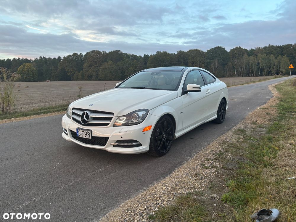 Mercedes-Benz Klasa C 350 Coupe (BlueEFFICIENCY) 7G-TRONIC - 3