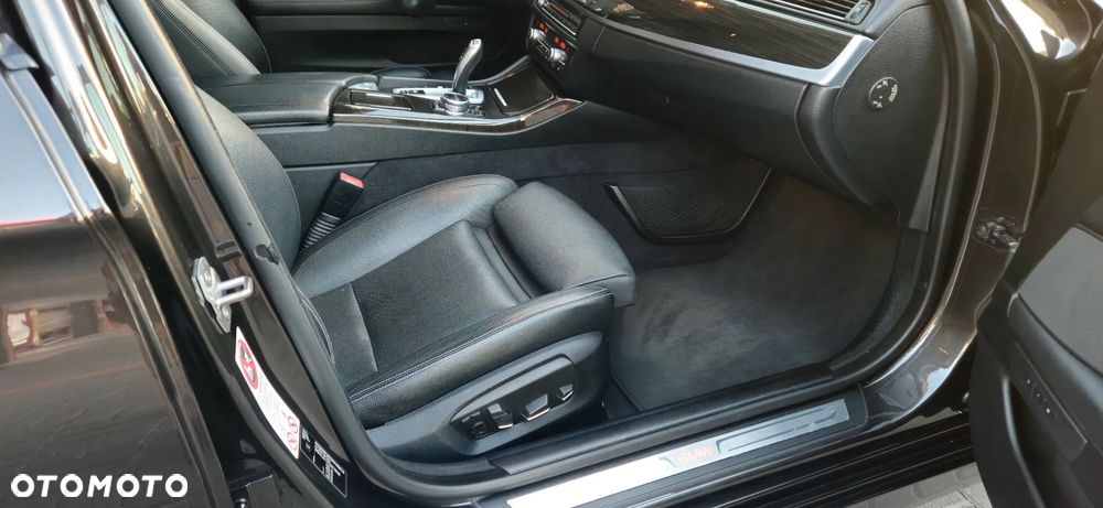BMW Seria 5 520d Luxury Line - 21